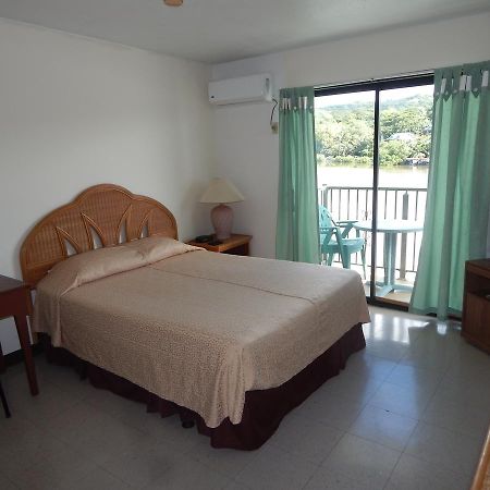 Esa Bay View Hotel Colonia Экстерьер фото